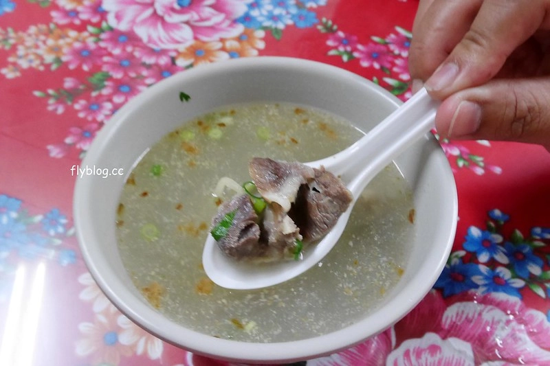 苗栗三義｜鄉村小吃店．在地人推薦的三義銅板美食，還沒到中午就客滿了 @飛天璇的口袋