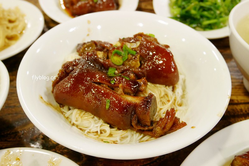 台中西區｜富狀元豬腳．台中米其林必比登推薦，豬腳軟Q滷汁香甜 @飛天璇的口袋