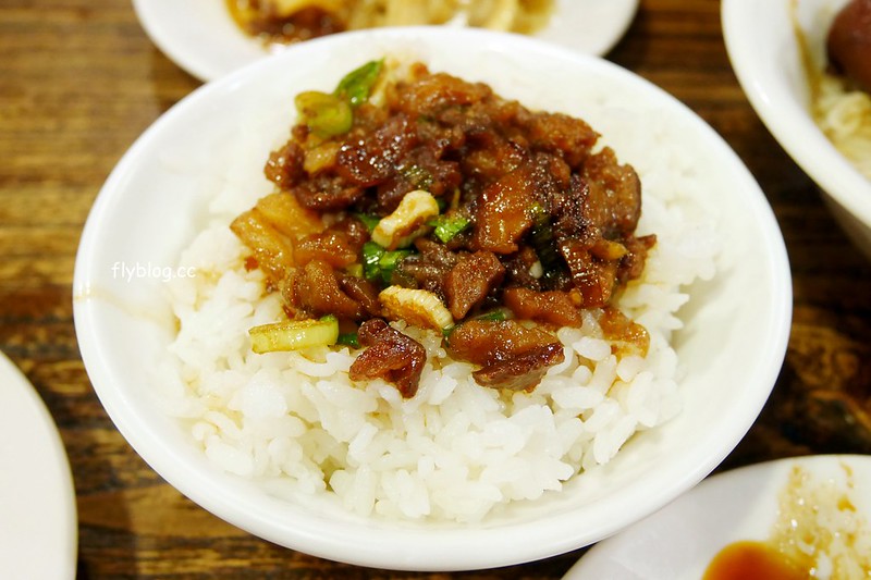 台中西區｜富狀元豬腳．台中米其林必比登推薦，豬腳軟Q滷汁香甜 @飛天璇的口袋