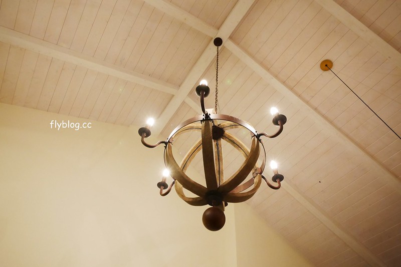 雲洞山莊二館｜三義地區最豪華的雲洞山莊民宿，到中部的阿里山看雲海和星空，享受自家食材好手藝 @飛天璇的口袋