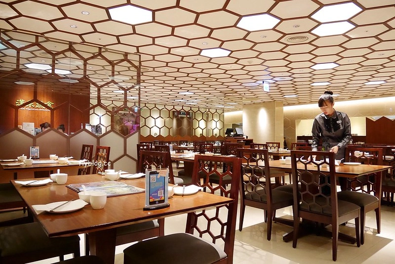 漢來蔬食┃台中西區：蔬食也可以吃的很有創意，推廣天然健康食材，港式風味美味食足 @飛天璇的口袋