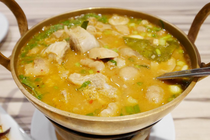 泰國曼谷｜Have a Zeed@Mercury Ville｜在曼谷就可以享用正宗泰北料理，餐點好吃環境也很不錯，有推薦哦！ @飛天璇的口袋