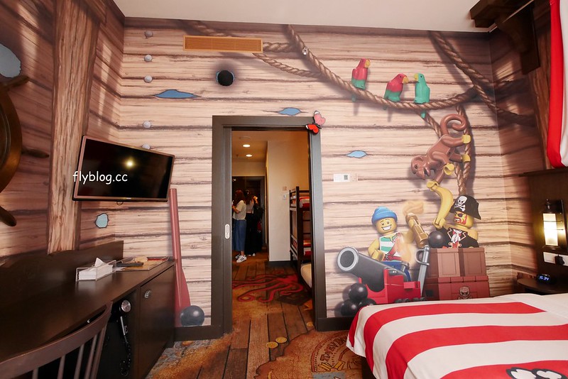 馬來西亞新山四天三夜┃樂高樂園飯店 Legoland Hotel：讓小孩子玩到瘋的新山樂高酒店，有不同的主題套房適合全家入住 @飛天璇的口袋