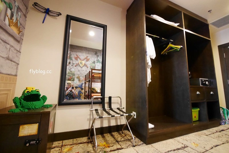 馬來西亞新山四天三夜┃樂高樂園飯店 Legoland Hotel：讓小孩子玩到瘋的新山樂高酒店，有不同的主題套房適合全家入住 @飛天璇的口袋