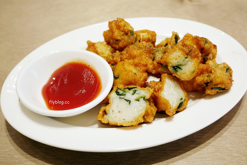 有春茶館┃台中東區美食：賣的是回憶、賣的是記憶、賣的是古早味，鄰近大魯閣購物廣場，有春冰菓室最新力作 @飛天璇的口袋