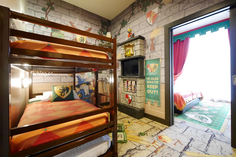 馬來西亞新山四天三夜┃樂高樂園飯店 Legoland Hotel：讓小孩子玩到瘋的新山樂高酒店，有不同的主題套房適合全家入住 @飛天璇的口袋