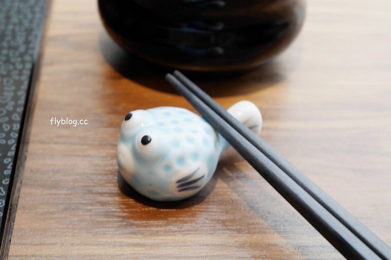 【台中西區】代代木日式鍋物，草悟道商圈的日式火鍋店，環境很有日式小清新，而且還有麻油雞鍋 @飛天璇的口袋