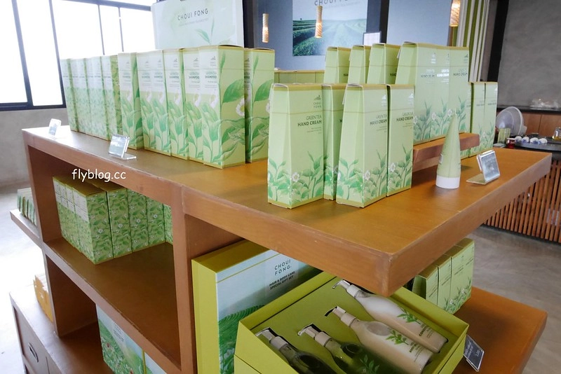 泰國清萊｜翠峰茶園 Chui Fong Tea Farm｜泰緬邊境最大的茶園，IG打卡超熱門景點，每日現做抹茶蛋糕必吃 @飛天璇的口袋