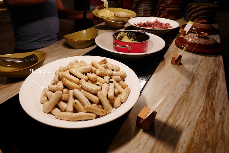 馬來西亞新山四天三夜┃新山希爾頓逸林酒店  Doubletree by Hilton Johor Bahru：和新加坡只有一橋之隔，鄰近樂高飯店、Hello Kitty樂園 @飛天璇的口袋