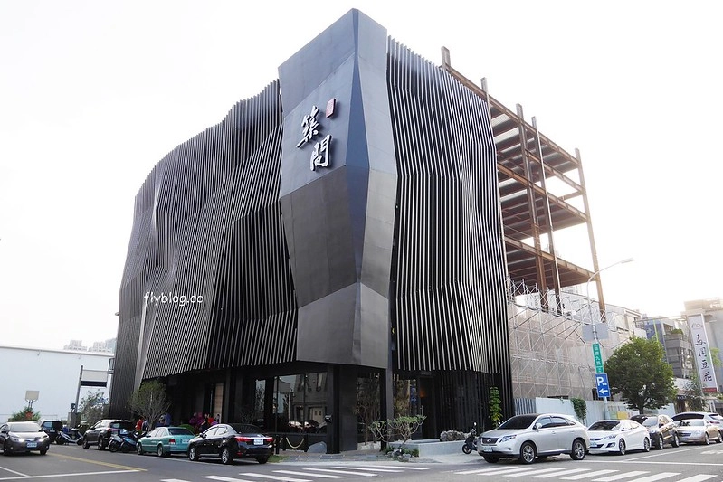 築間精緻鍋物．北屯旗艦店┃台中北屯：全台中最大的旗艦店，環境寬敞大器，整體服務不錯 @飛天璇的口袋