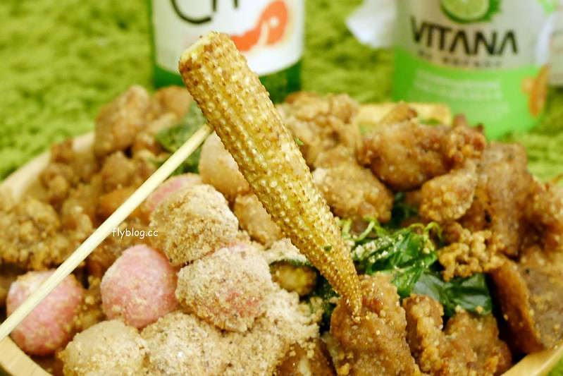 洪家回春堂鹹酥雞┃台中西屯：向上市場傳承32年的好味道，這天來中藥店買鹹酥雞，有脫油程序吃的比較安心 @飛天璇的口袋