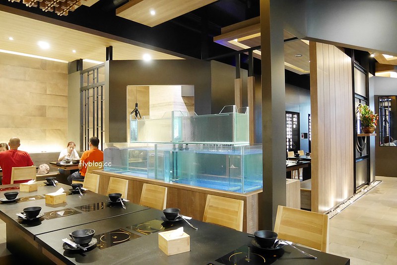 築間精緻鍋物．北屯旗艦店┃台中北屯：全台中最大的旗艦店，環境寬敞大器，整體服務不錯 @飛天璇的口袋