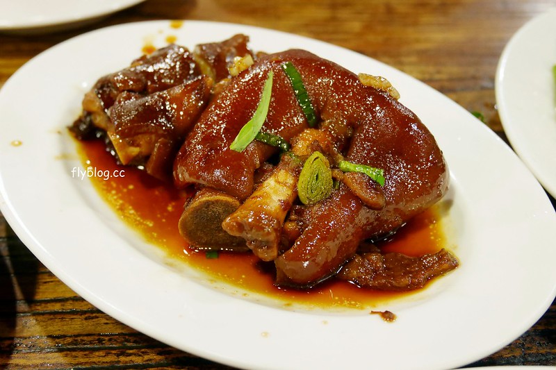 台中西區｜富狀元豬腳．台中米其林必比登推薦，豬腳軟Q滷汁香甜 @飛天璇的口袋