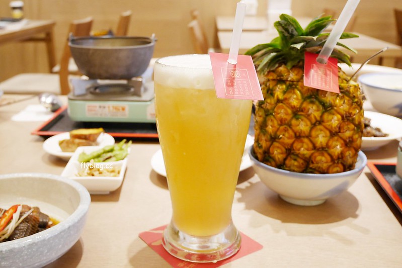 有春茶館┃台中東區美食：賣的是回憶、賣的是記憶、賣的是古早味，鄰近大魯閣購物廣場，有春冰菓室最新力作 @飛天璇的口袋