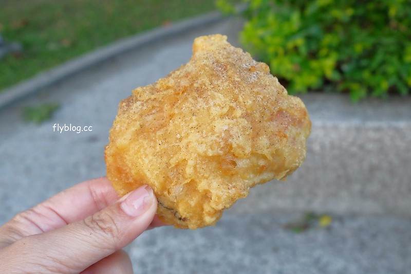 忠勇路現炸湯翅┃台中南屯：南屯人隱藏版的下午茶，傍晚時分開始出現排隊人潮，鄰近嶺東科技大學和黃昏市場 @飛天璇的口袋