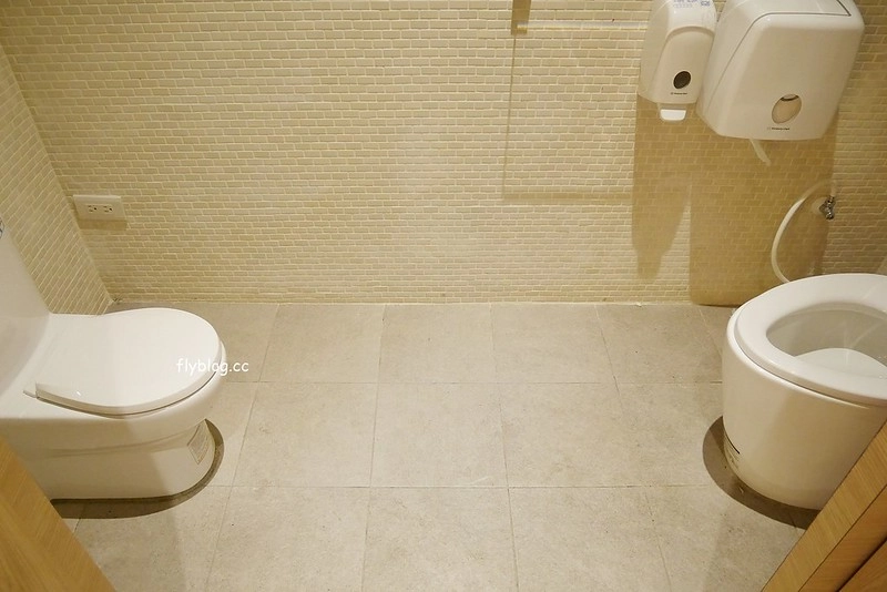 有春茶館┃台中東區美食：賣的是回憶、賣的是記憶、賣的是古早味，鄰近大魯閣購物廣場，有春冰菓室最新力作 @飛天璇的口袋