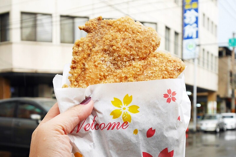 台中清水｜瑪丹娜雞波霸．標榜天天換新油，見證者第一塊免費 @飛天璇的口袋