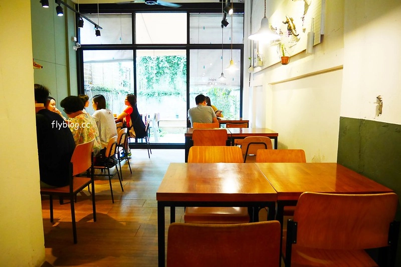 台中西區｜Hoyo Cafe．美術館前超人氣早午餐店，餐點選擇性多變化性大 @飛天璇的口袋