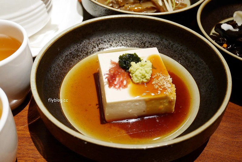 漢來蔬食┃台中西區：蔬食也可以吃的很有創意，推廣天然健康食材，港式風味美味食足 @飛天璇的口袋