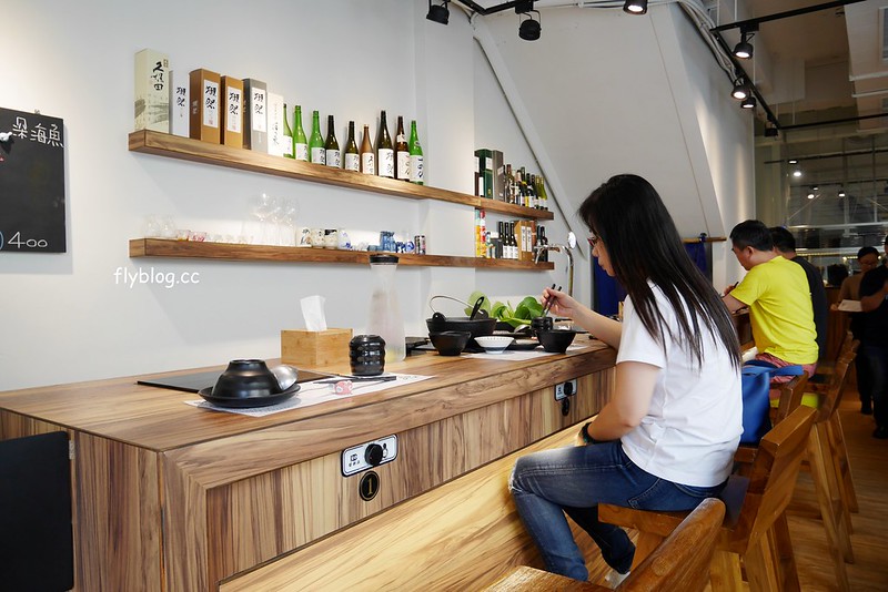 【台中西區】代代木日式鍋物，草悟道商圈的日式火鍋店，環境很有日式小清新，而且還有麻油雞鍋 @飛天璇的口袋