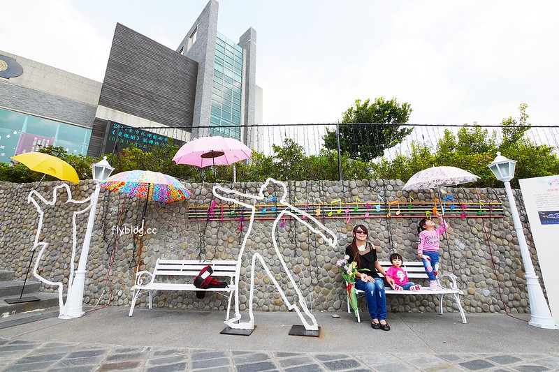 傘亮花博.閃耀台中┃台中太平：台中屯區藝文中心~台IG打卡網美拍照新景點，即日起~12/7展出 @飛天璇的口袋