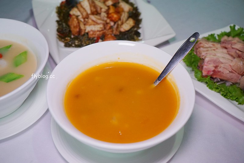 台中西區｜新月梧桐，台中米其林必比登推薦，台中首見官府名菜譚家宴 @飛天璇的口袋