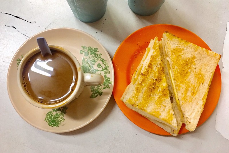 馬來西亞新山四天三夜┃馬來西亞親子遊：搭乘AirAsia亞航用最便宜的方式遊馬來西亞，Helly Kitty樂園、湯瑪士樂園、樂高樂園四天三夜行程懶人包分享 @飛天璇的口袋