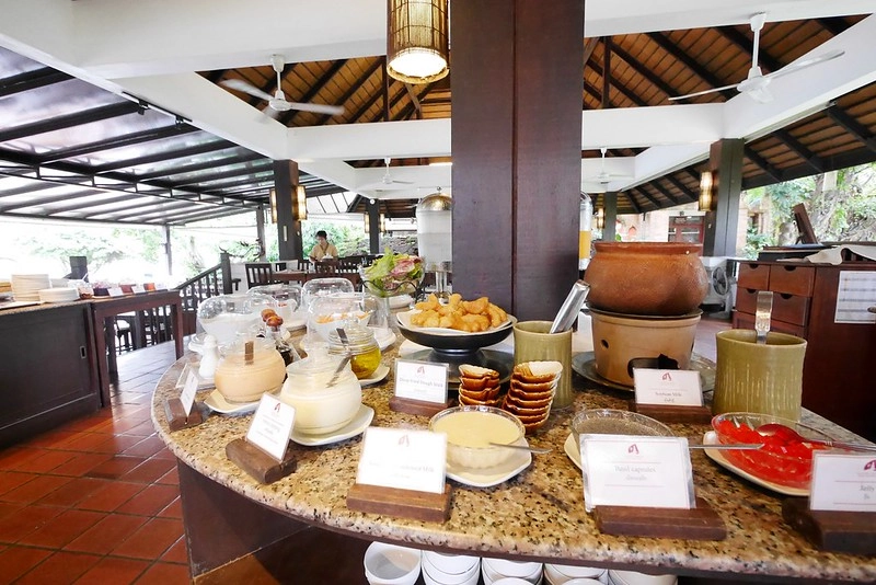 泰國清萊｜清萊傳奇飯店 The Legend Chiang Rai Hotel ｜入住悠閒放空的Villa飯店，緊鄰著河畔享受渡假氛圍 @飛天璇的口袋