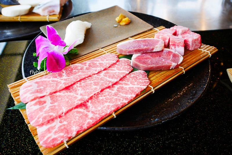 官東燒肉｜漂亮大器的環境、海鮮食材有誠意，但是吃完心靈小空虛 @飛天璇的口袋