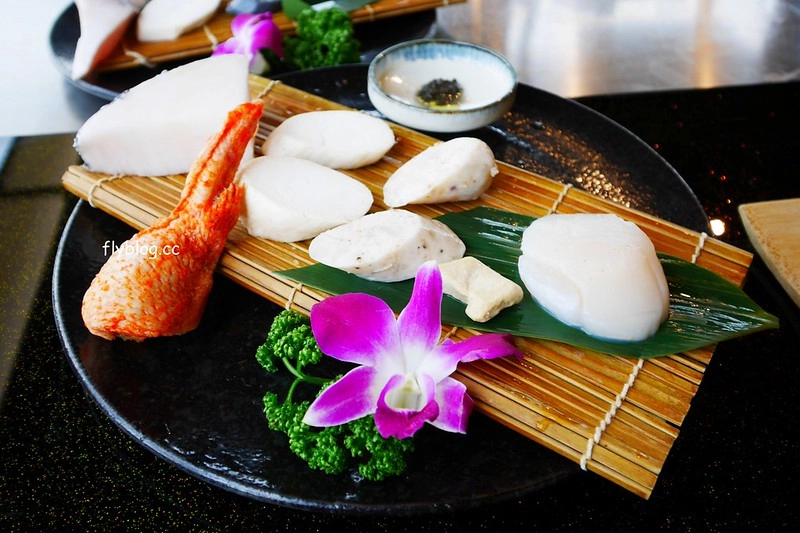 官東燒肉｜漂亮大器的環境、海鮮食材有誠意，但是吃完心靈小空虛 @飛天璇的口袋