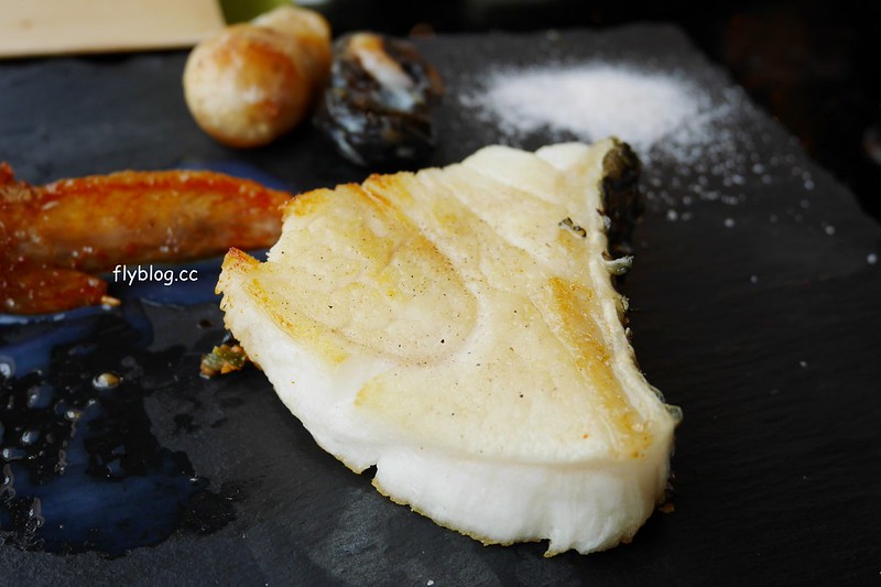 官東燒肉｜漂亮大器的環境、海鮮食材有誠意，但是吃完心靈小空虛 @飛天璇的口袋