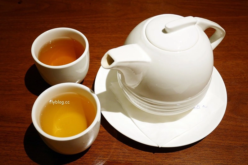 漢來蔬食┃台中西區：蔬食也可以吃的很有創意，推廣天然健康食材，港式風味美味食足 @飛天璇的口袋