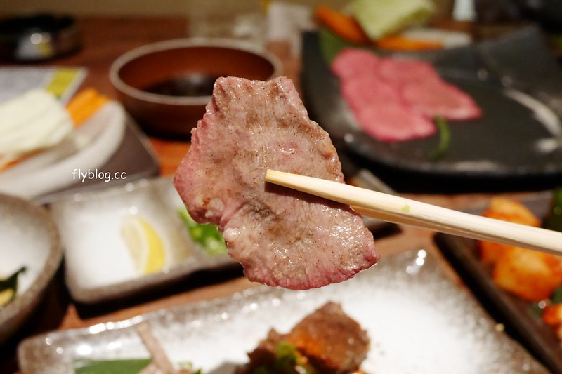 【日本大阪】燒肉一丁@心齋橋本店 ~到日本就是要吃燒肉，大阪超好吃的黑毛和牛，心齋橋道敦堀附近交通方便 @飛天璇的口袋