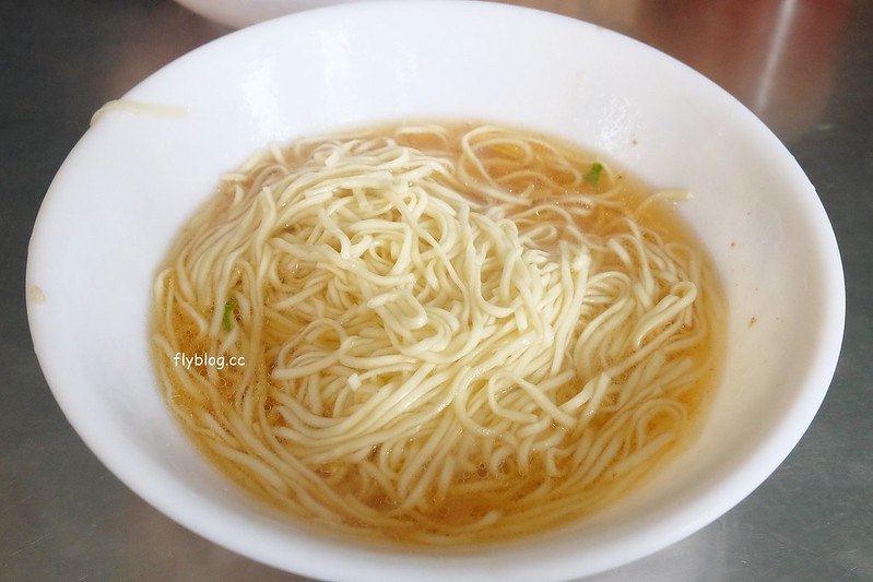 宜蘭老店瓜子雞肉｜原十六崁瓜仔雞麵，樸實簡單的古早味，餐點簡單卻是大排長龍 @飛天璇的口袋