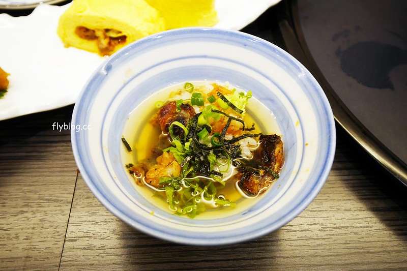 日本愛知｜まるや本店(JR名古屋駅店)．名古屋鰻魚飯三吃，雖然價格不便宜但是真的好吃 @飛天璇的口袋