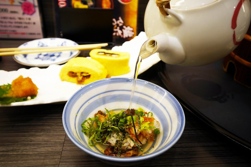 日本愛知｜まるや本店(JR名古屋駅店)．名古屋鰻魚飯三吃，雖然價格不便宜但是真的好吃 @飛天璇的口袋