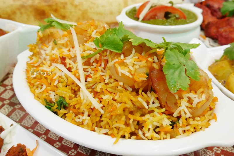 斯里印度餐廳．SREE INDIA PALACE┃台中西區：台中正宗印度料理，主廚是道地印度人，每一道都很入味又下飯 @飛天璇的口袋