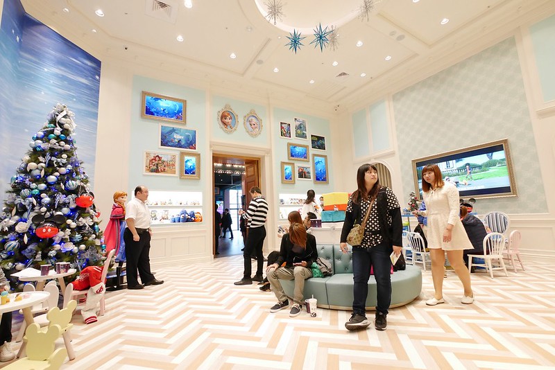 迪士尼皮克斯動畫廳┃台中東區：全台首座迪士尼皮克斯動畫廳，台中秀泰生活S2館4F全新開幕，大人小孩都可以身歷其境 @飛天璇的口袋