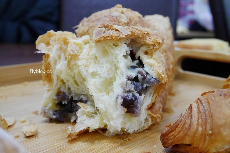 張泰謙麵包｜法國世界盃麵包大師個人賽，有歐式和台式麵包不同選擇，個人最推薦吐司和貝果 @飛天璇的口袋