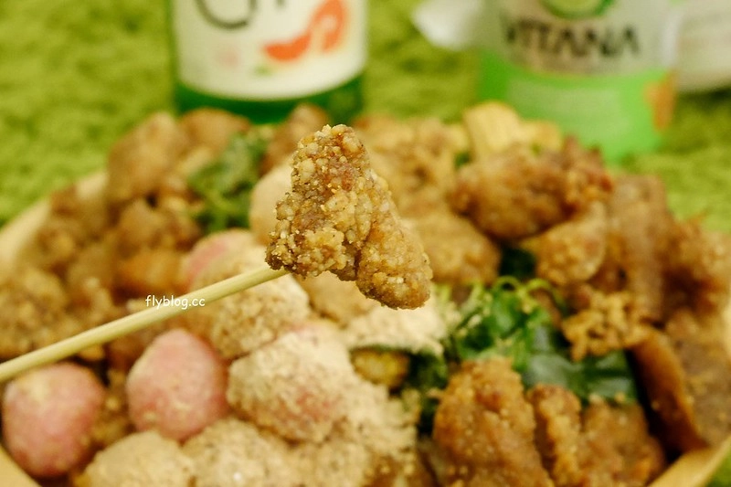 洪家回春堂鹹酥雞┃台中西屯：向上市場傳承32年的好味道，這天來中藥店買鹹酥雞，有脫油程序吃的比較安心 @飛天璇的口袋