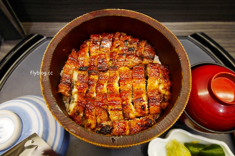 日本愛知｜まるや本店(JR名古屋駅店)．名古屋鰻魚飯三吃，雖然價格不便宜但是真的好吃 @飛天璇的口袋