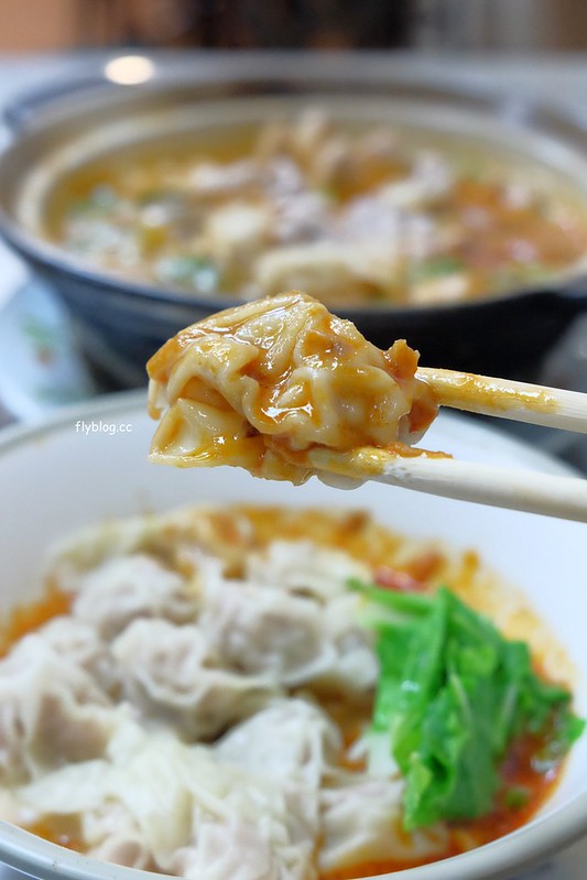 台中北區｜家味小館．會翻滾的酸辣麵，永興街美食推薦，鄰近中國醫大學 @飛天璇的口袋