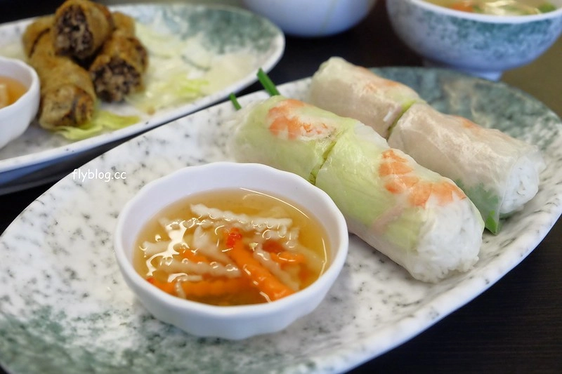 愛玲越南小館┃台中豐原：簡單乾淨的用餐環境，清爽無負擔的越南料理，圓環東路小吃美食推薦 @飛天璇的口袋