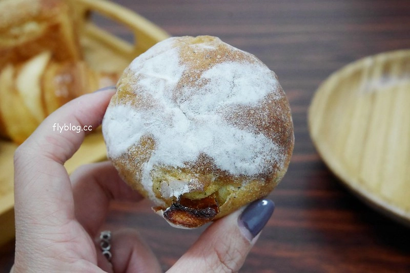 張泰謙麵包｜法國世界盃麵包大師個人賽，有歐式和台式麵包不同選擇，個人最推薦吐司和貝果 @飛天璇的口袋