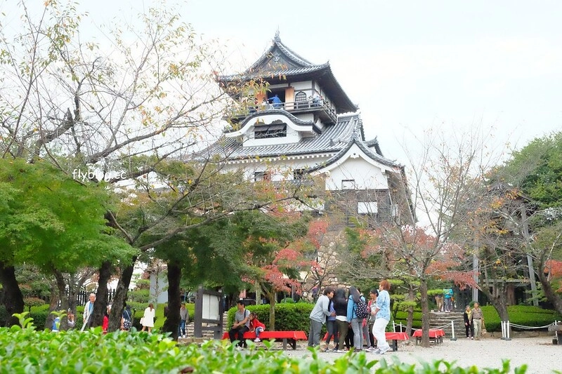 日本愛知｜犬山城．日本5大國寶城之一，犬山城下町美食景點，名古屋到犬山城的交通方式 @飛天璇的口袋