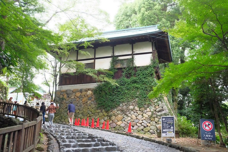 日本愛知｜犬山城．日本5大國寶城之一，犬山城下町美食景點，名古屋到犬山城的交通方式 @飛天璇的口袋