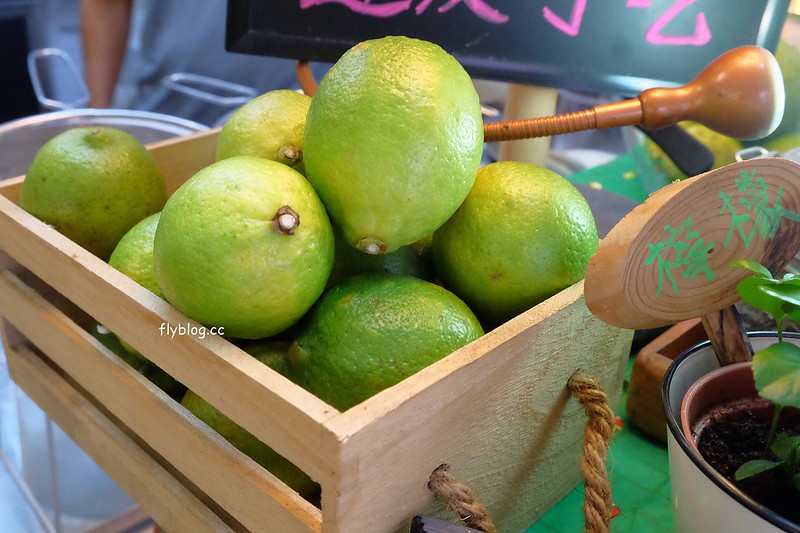 台中北區｜鮮打帶皮檸檬汁．整顆檸檬帶皮打成汁，採用無毒檸檬和3M淨水設備 @飛天璇的口袋