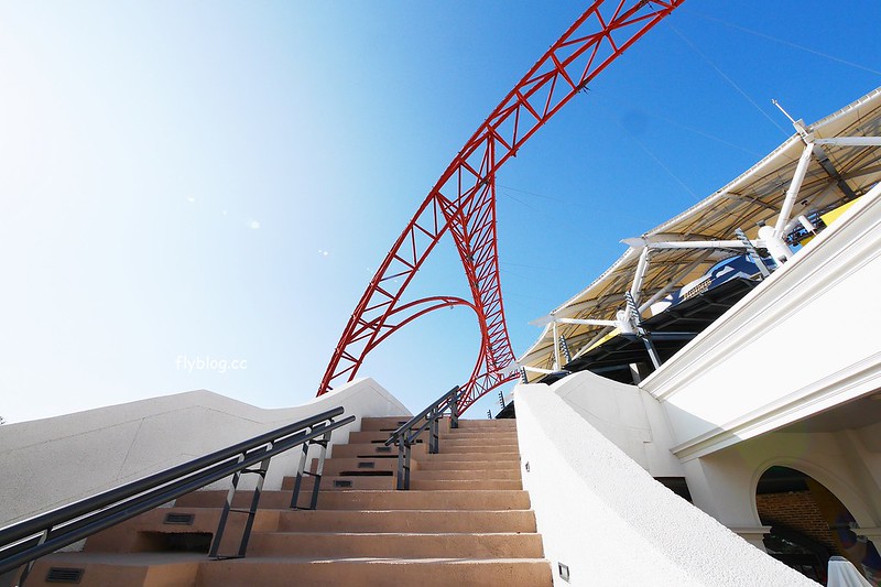 【台中北屯】台中洲際棒球場，台中棒球故事館文創園區，好運來迷你蛋婚宴會館，彩色馬卡龍貨櫃屋，IG打卡拍照和遛小孩的好地方 @飛天璇的口袋