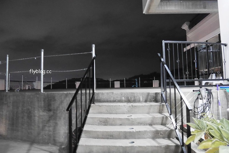 台中北屯｜眺高STAY WITH MOUNTAIN，北屯大坑景觀餐廳，眺望270&deg;的台中屯區夜景 @飛天璇的口袋