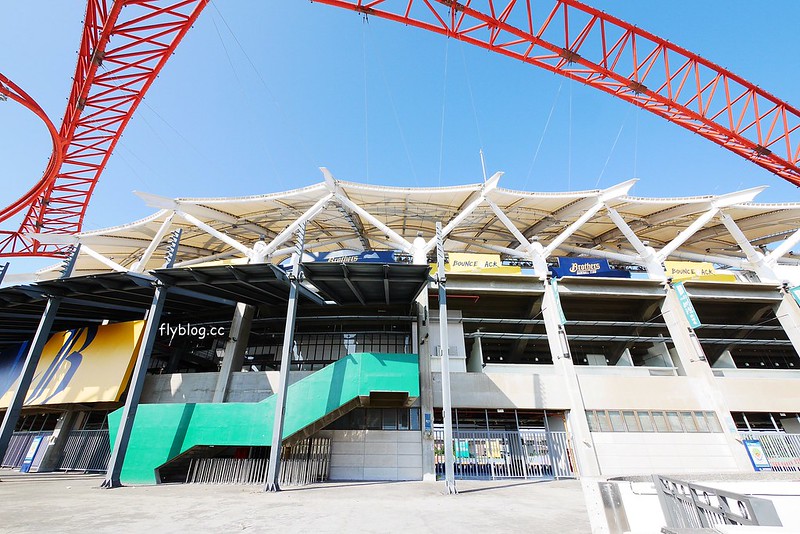 【台中北屯】台中洲際棒球場，台中棒球故事館文創園區，好運來迷你蛋婚宴會館，彩色馬卡龍貨櫃屋，IG打卡拍照和遛小孩的好地方 @飛天璇的口袋